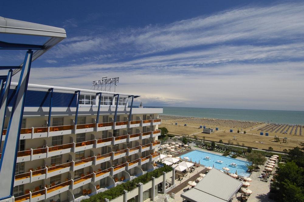 Palace 4* Bibione