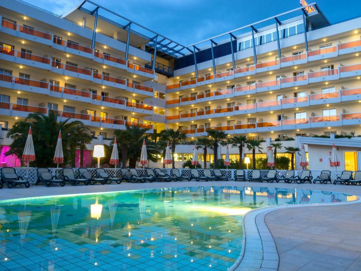 Palace Hotel